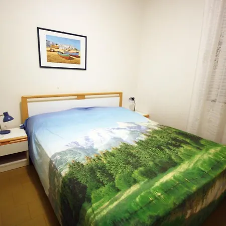 Apartamento In 25593 *